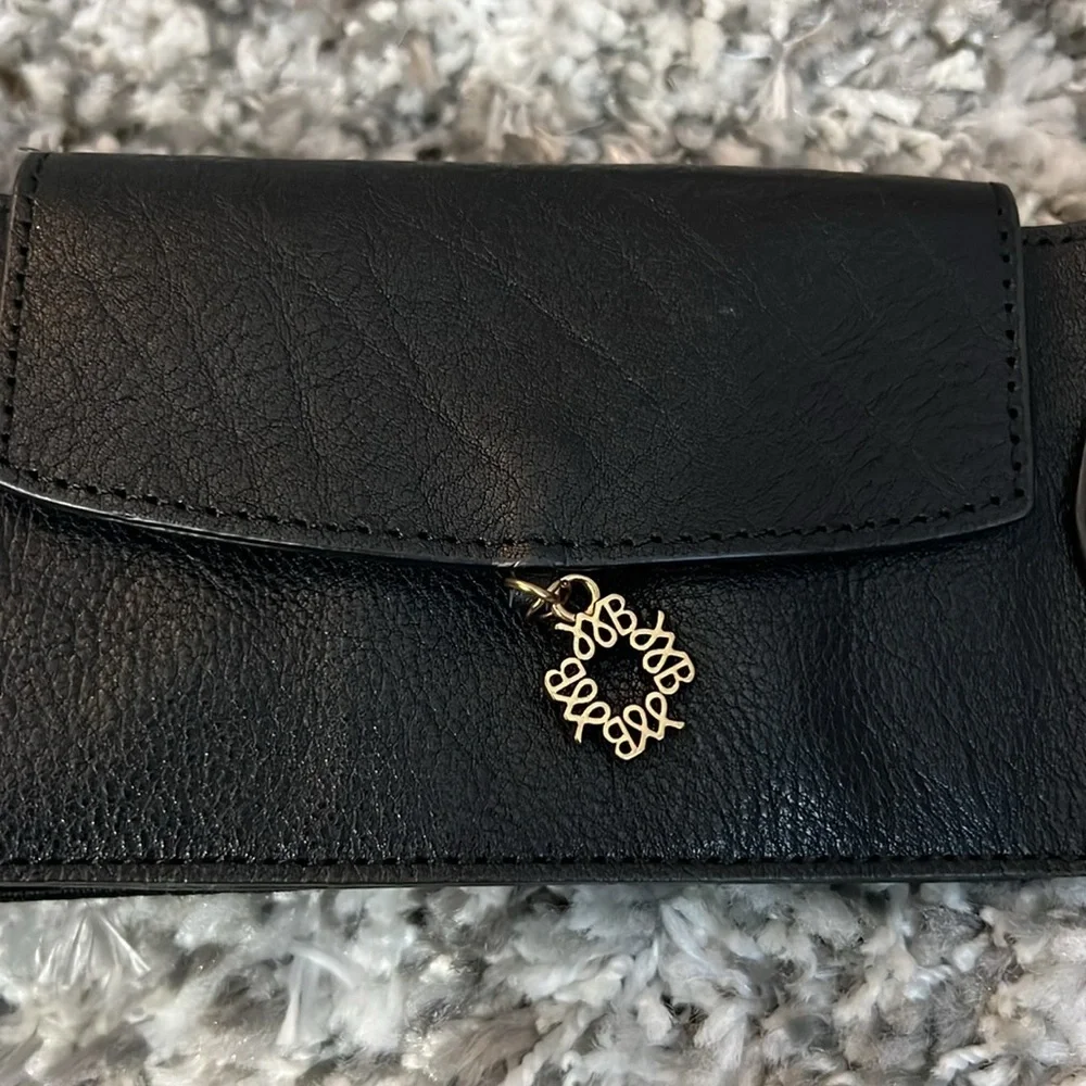 White House black market women’s belt extra small black